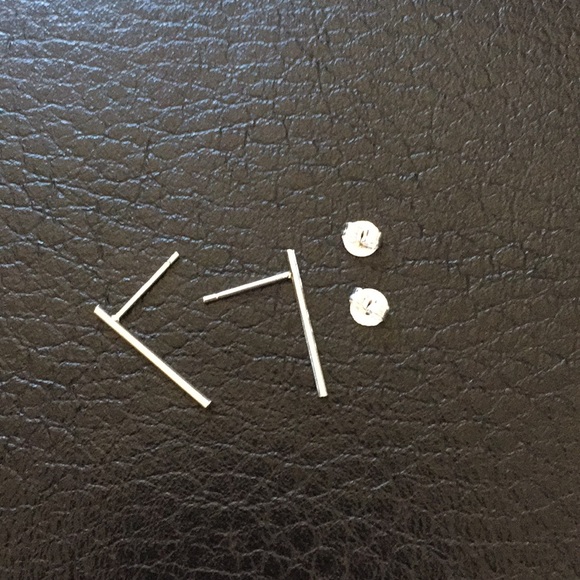 925 sterling silver minimalist bar earrings NWOT - Picture 3 of 4